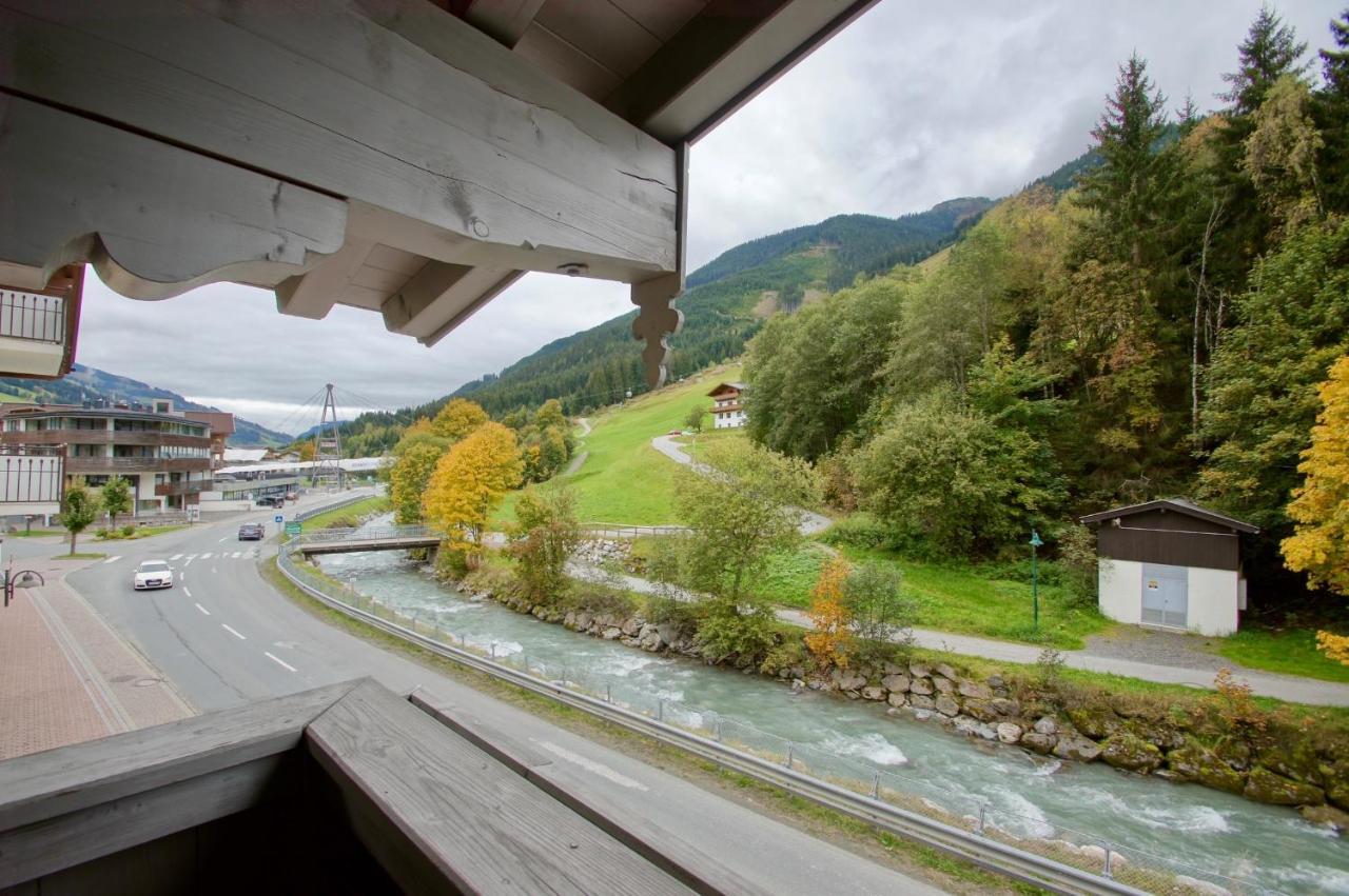 Bed and Breakfast Haus Eder Steiner Saalbach-Hinterglemm Exterior foto