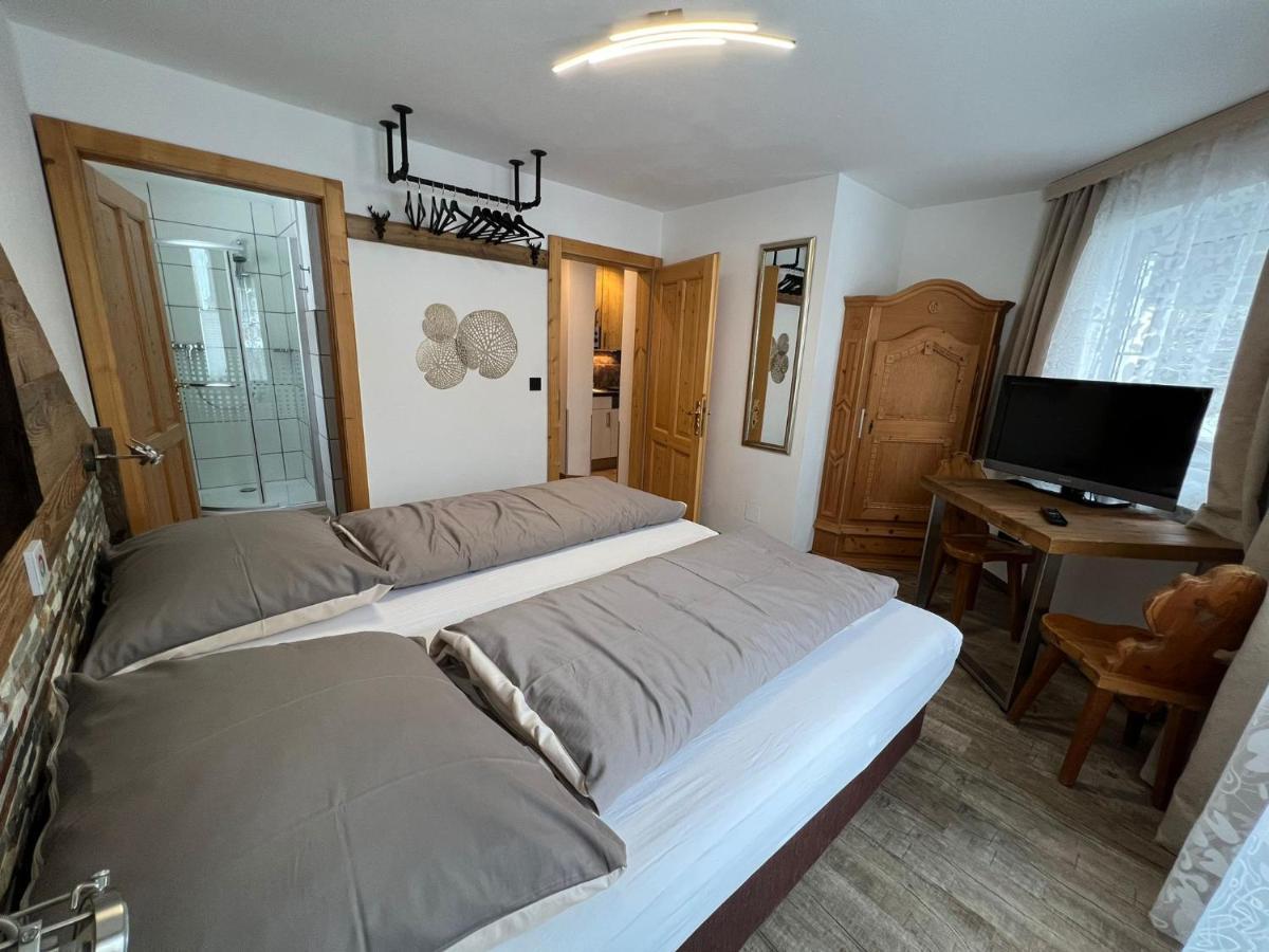Bed and Breakfast Haus Eder Steiner Saalbach-Hinterglemm Exterior foto
