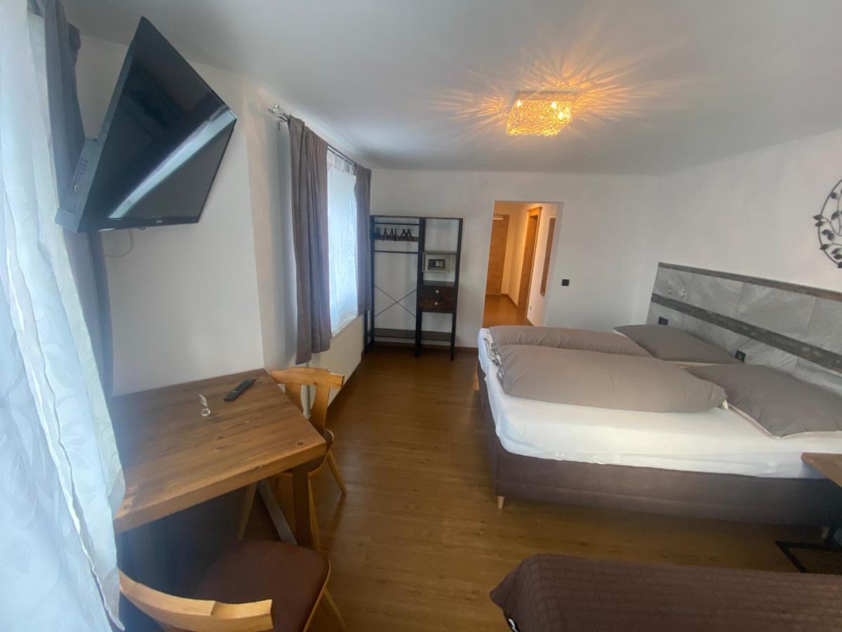 Bed and Breakfast Haus Eder Steiner Saalbach-Hinterglemm Exterior foto